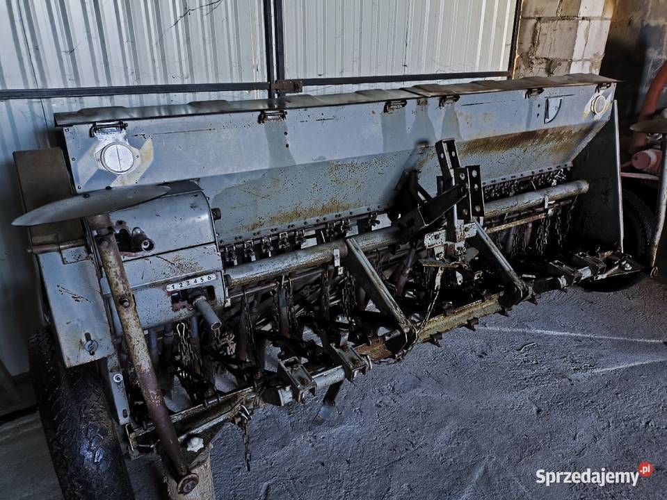 Siewnik zbożowy poznaniak Chechły