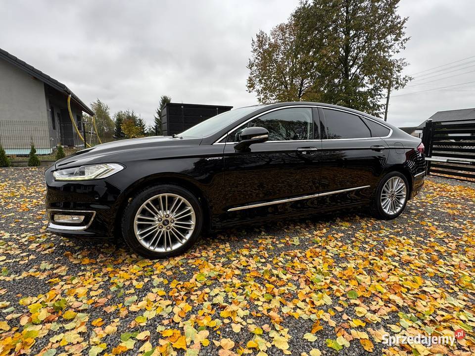 Sprzedam Ford Mondeo Vignale 2018r Rok produkcji 2018 Ostrówki