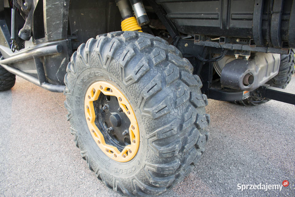 CanAm Commander 1000R z pługiem i wyciągarką