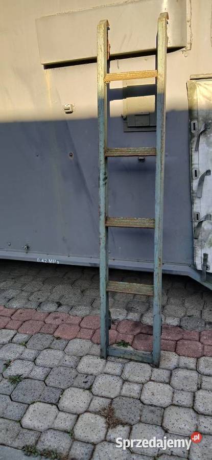 Drabina metalowa wojskowa z nadwozia samochodu Skierniewice