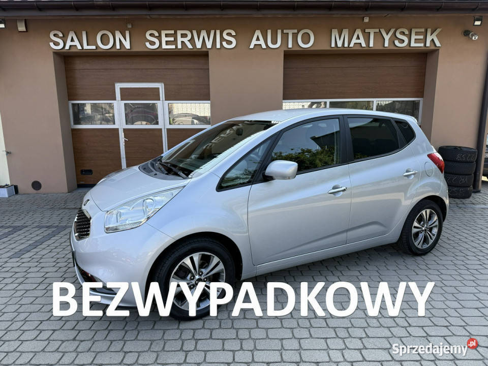 Kia Venga 14 90 Klima Kamera Navi Koła lato zima garażowany Orzech