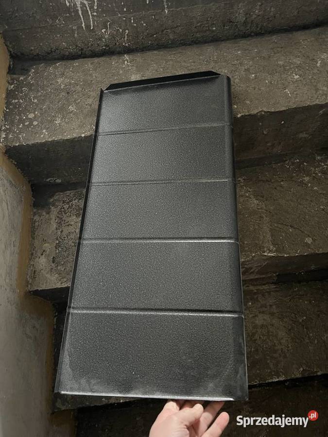 Okno 3 szybowe 55x75 antracyt parapet Gniezno