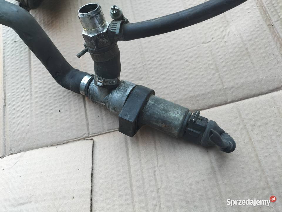 Audi 80 B3 B4 037129627D RURA DOLOT POWIETRZA osobowe lubelskie