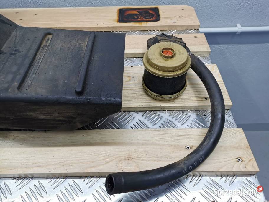 Obudowa filtra powietrza Holland TM 190 Pozostałe Wilkowo sprzedam