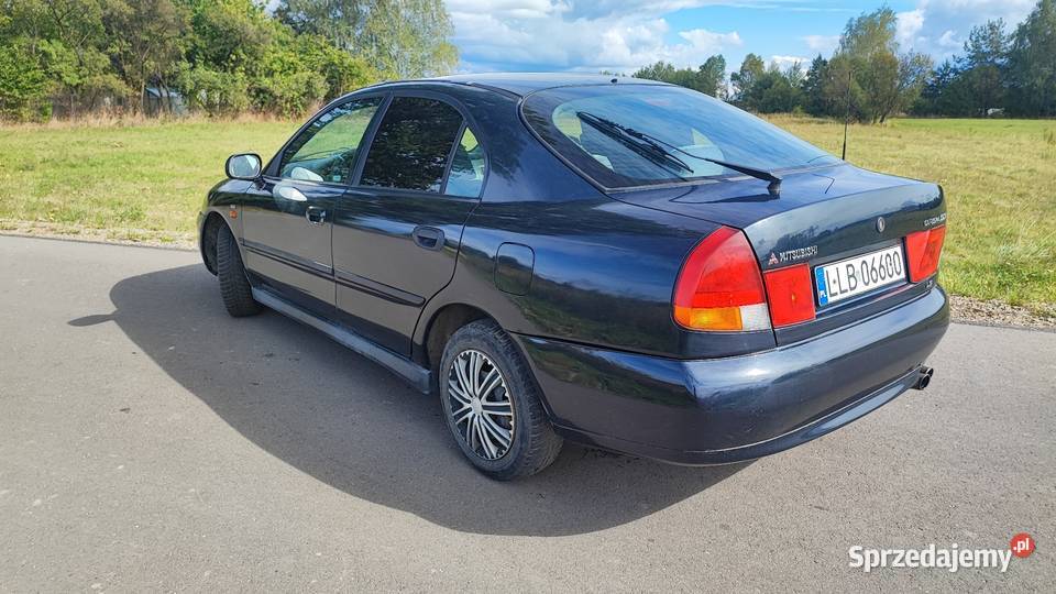 Mitsubishi Carisma 18 B welurowa tapicerka