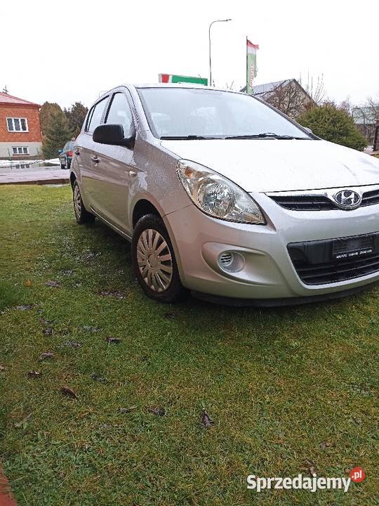 Hyundai i20 14 beznzyna 2011 r STAWOX isofix
