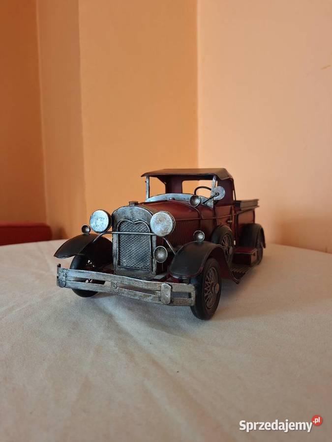 Metalowy samochód RETRO Pozostałe Pozostałe sprzedam