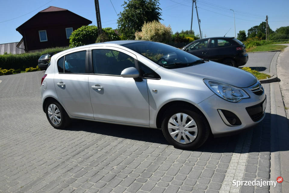 Opel Corsa 12B Klima Tempomat Dwa Komplety Kół Corsa Majdan Sieniawski