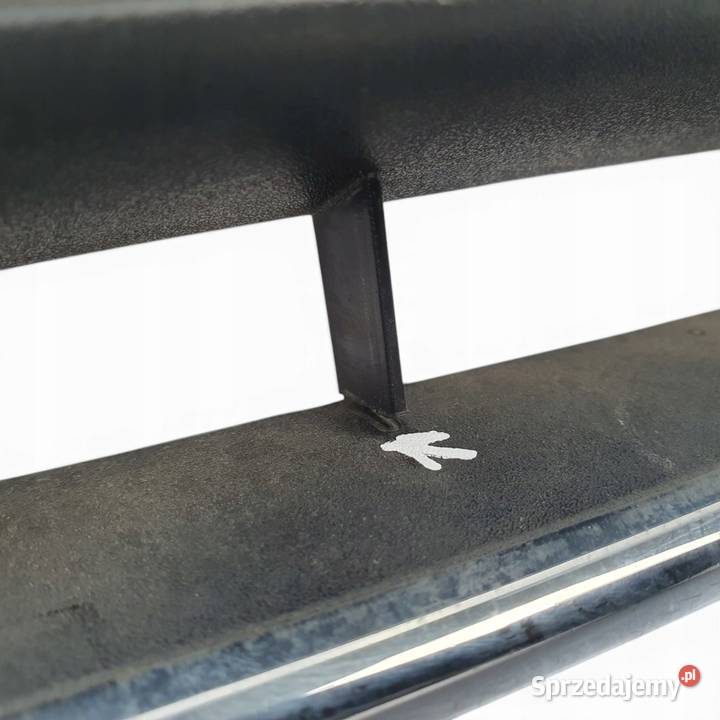 ŚRODKOWA KRATKA ZDERZAKA ATRAPA CHŁODNICY Ford B sprzedam