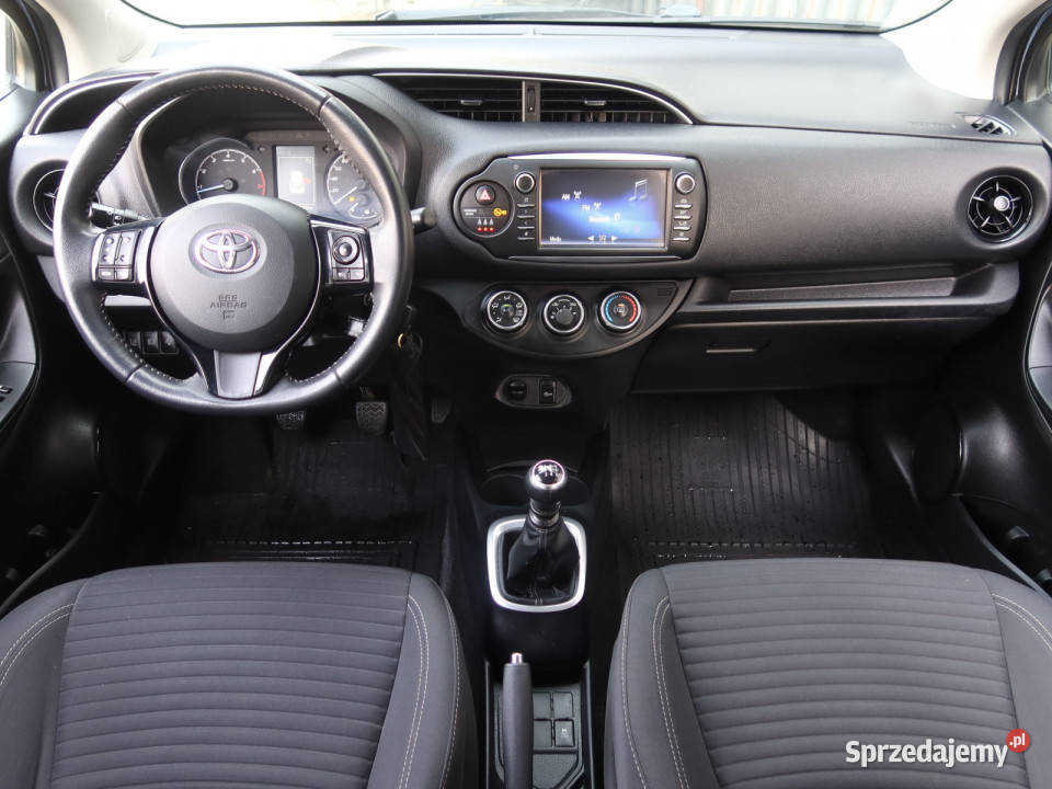 Toyota Yaris 15 Dual VVTi 1497cm3 Katowice