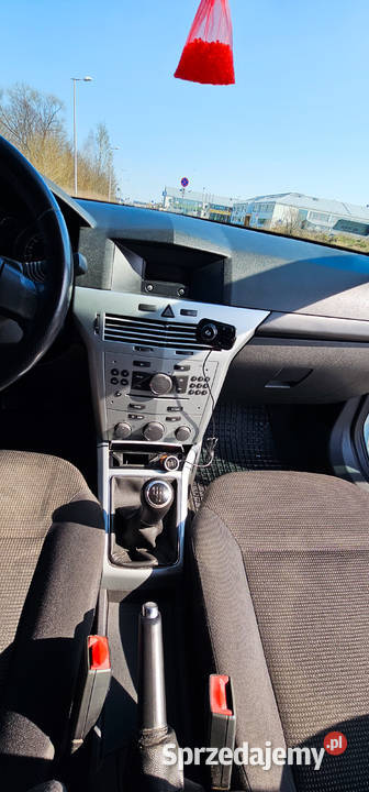 Opel Astra OPEL ASTRA H 14 90 66KW Błękitna 223000km Zielonki-Parcela