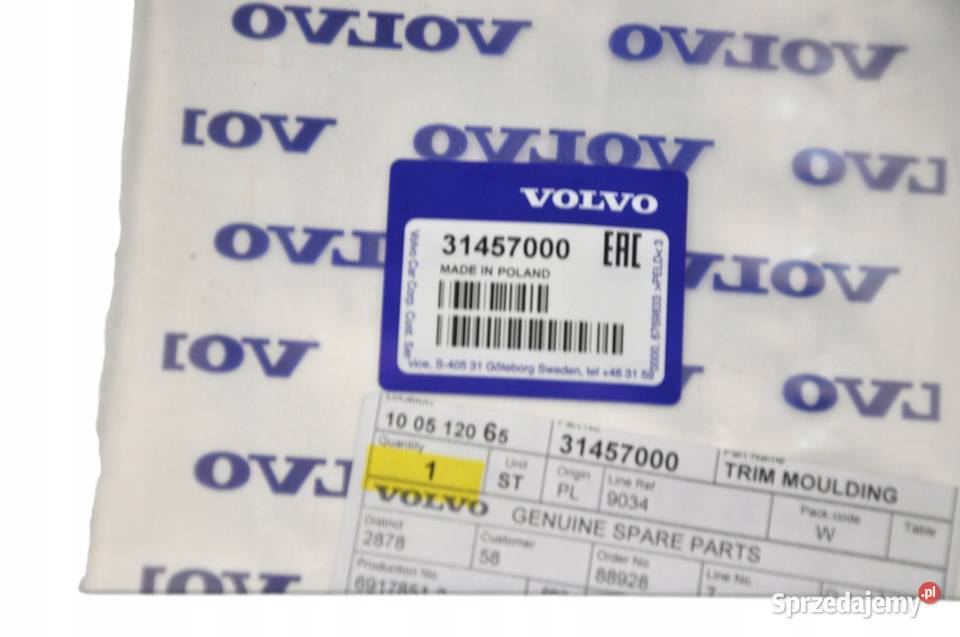 VOLVO XC40 listwa zgarniajaca drzwi przednia