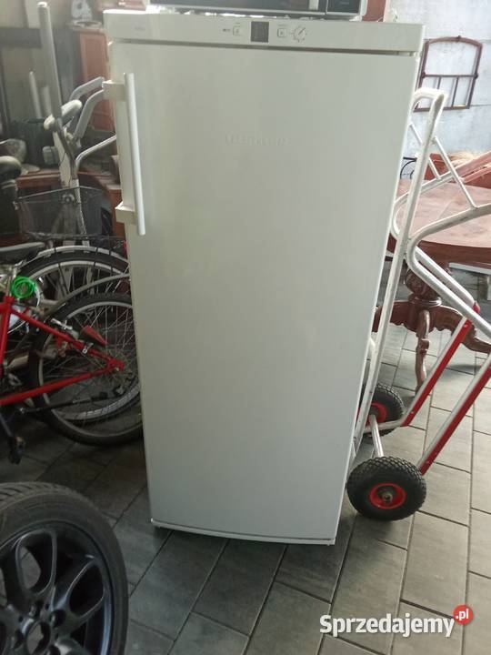 Oferuję używaną chłodziarkę Liebherr modK3150 AGD sprzedam