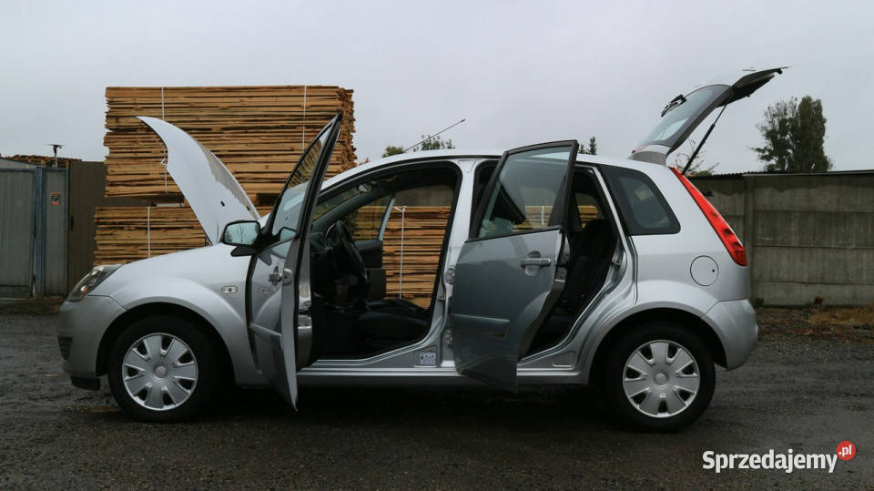 Ford Fiesta Ford Fiesta 125 Eco Sport srebrny Fiesta śląskie Bytom