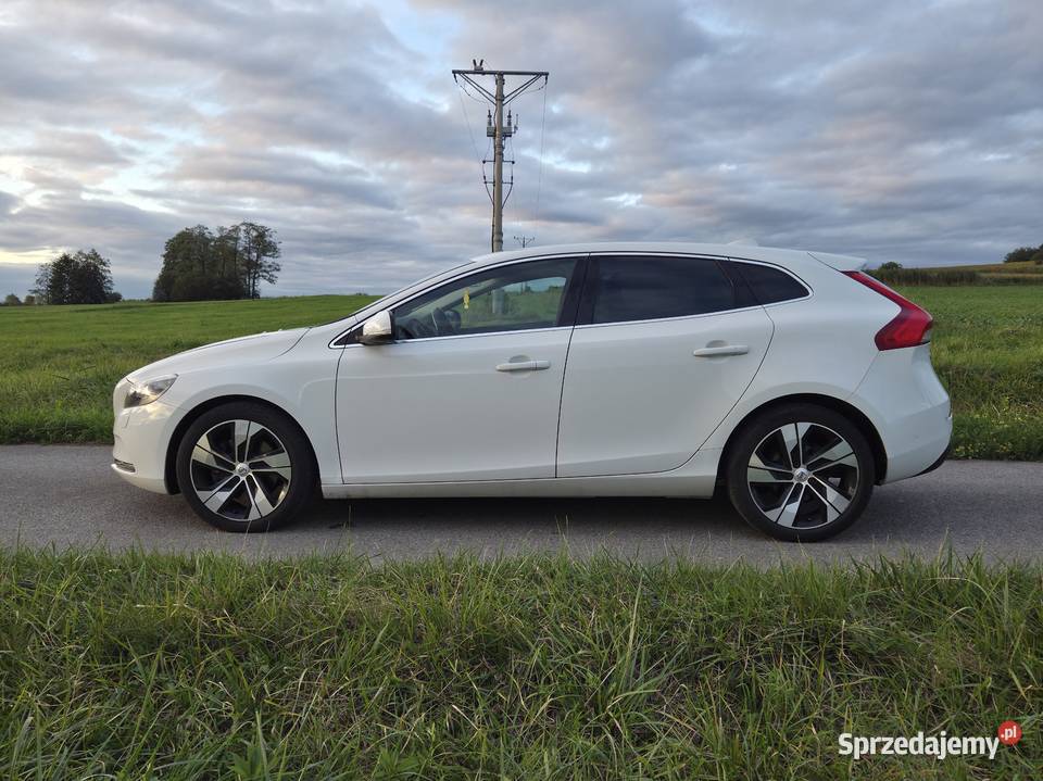 Volvo V40 20 D2 120 Automat 2015 r Tarnów sprzedam