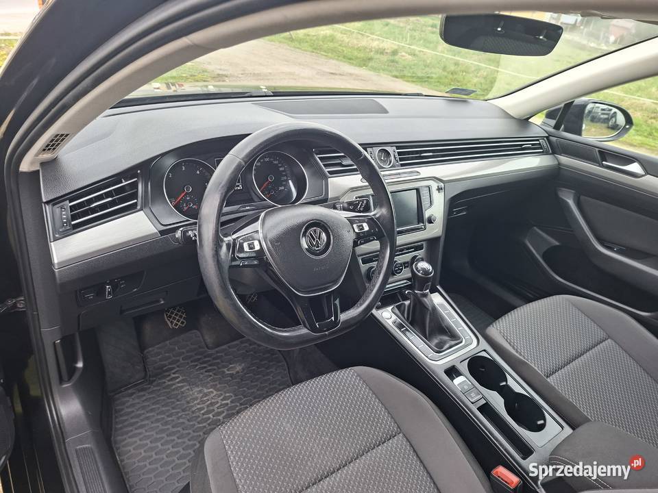 SPRZEDAM VW PASSAT B8 20 TDI 2016r komputer pokładowy