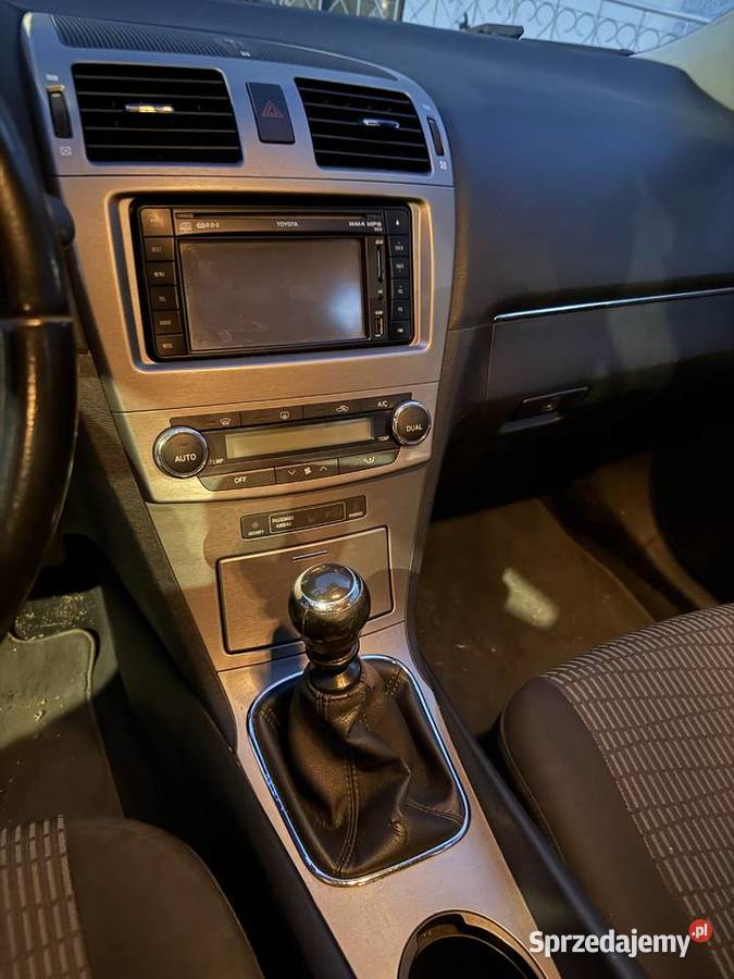 Sprzedam toyote avensis 2010 Przemyśl