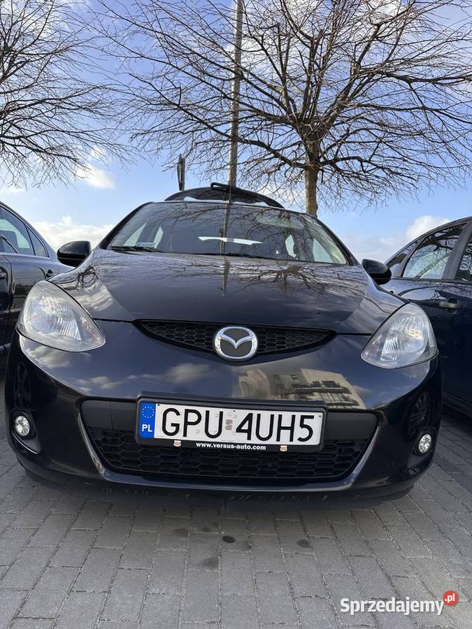 Mazda 2 małe ekonomiczne autko Benz 13 70KM pomorskie