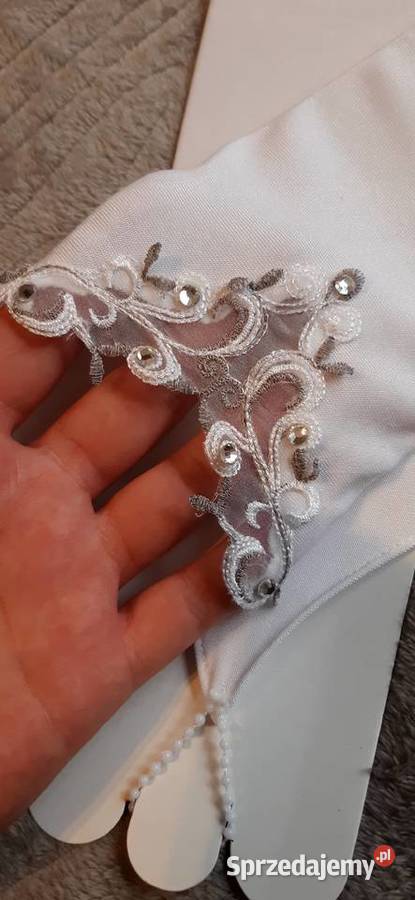 Rękawiczki komunijne długie na jeden paluszek Borów