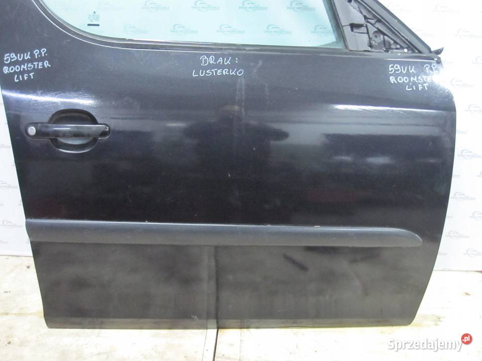 SKODA ROOMSTER LIFT 11r drzwi prawe przód