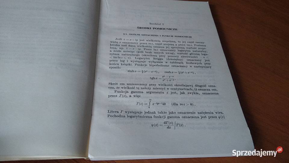 Zastosowania funkcji eliptycznych w fizyce i tradycyjny podręcznik Gdańsk