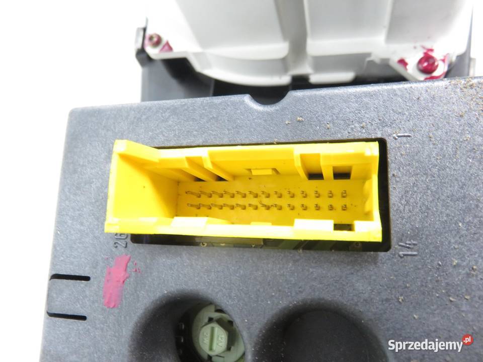 LICZNIK OPEL VECTRA B Kombi J96 20 DTI 16V X 20 małopolskie