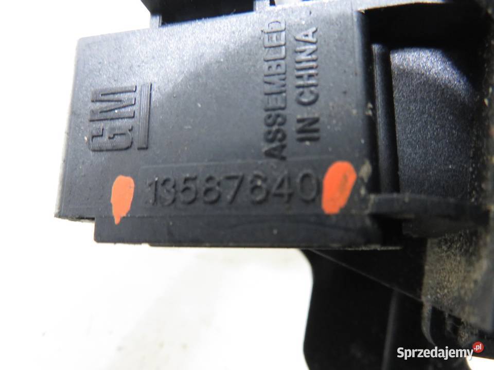 ZAMEK KLAPY OPEL MOKKA 13587640