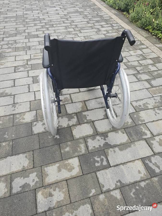 Nowy wózek inwalidzki