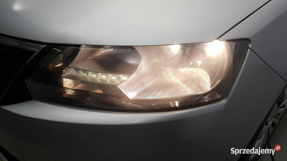 koda RAPID 10 TSI Ambition Z Polskiego Salonu Rapid mazowieckie