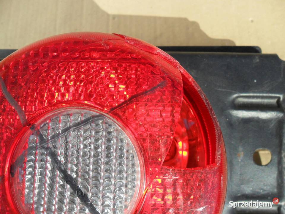 Ferrari Lampa Tył Tylna Prawa Motoryzacja Nowy Tomyśl