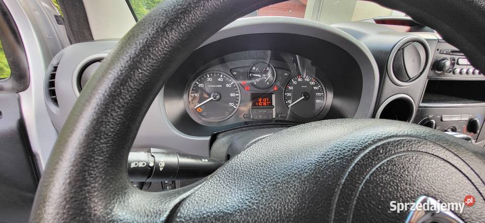 Citroen berlingo 2015r 110 polski salon Reda sprzedam