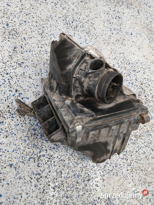 Obudowa filtra powietrza passat B5 fl Sitno