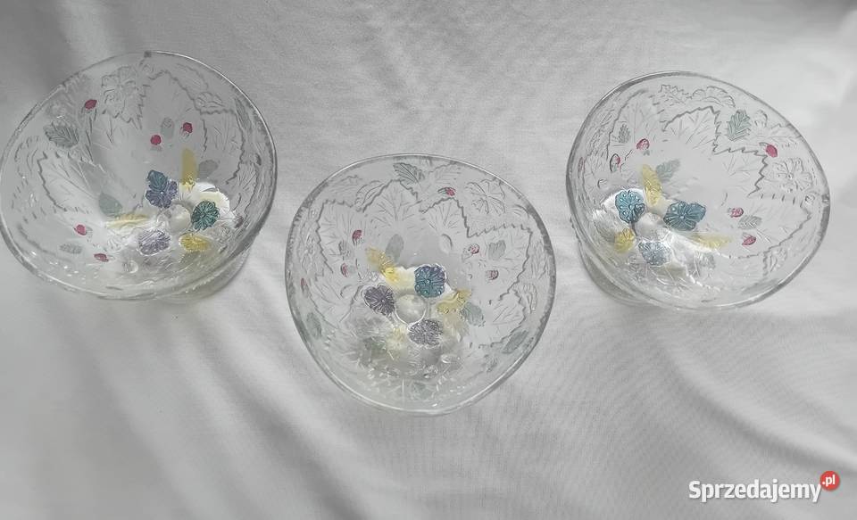 3 pucharki Poziomki Ząbkowice Crystallite proj