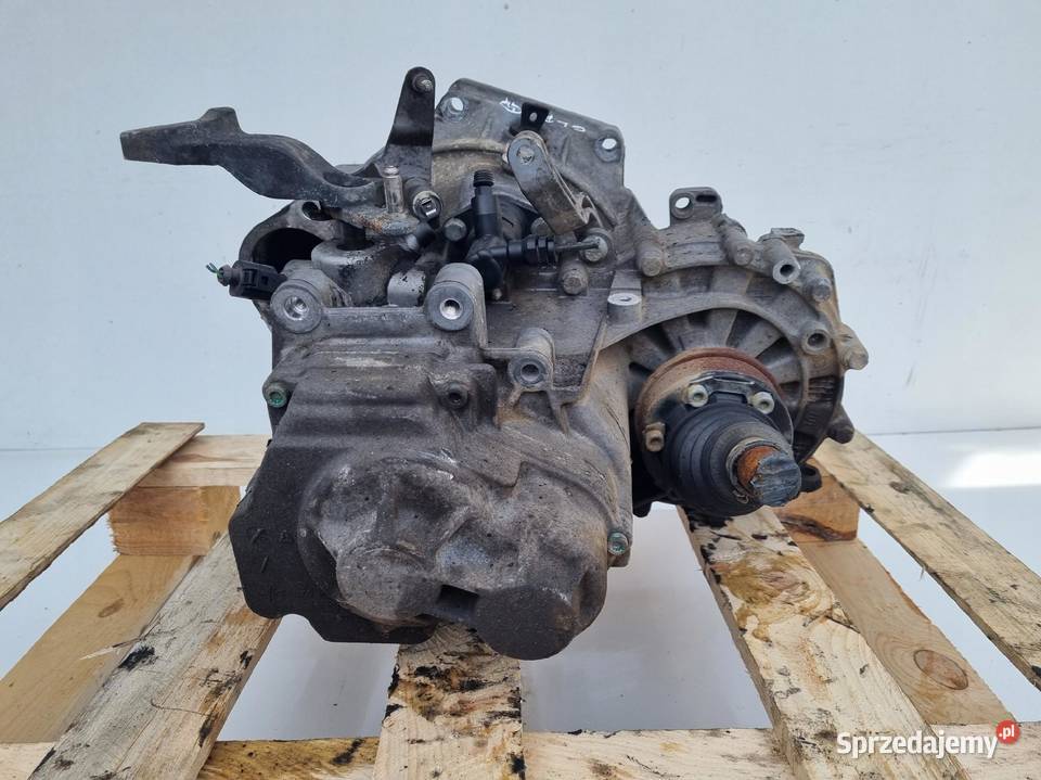 VW Passat B6 20 FSI SKRZYNIA BIEGÓW manualna GLB