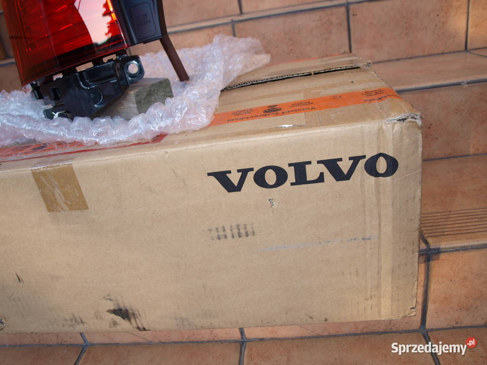 Volvo V60 II lampa lewa tył Led 2018 2022r Kalisz
