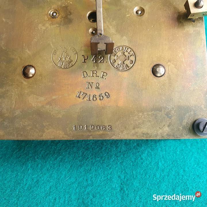 Sprawny mechanizm GBFraiburg medalowy z patentem Antyki dolnośląskie Wrocław