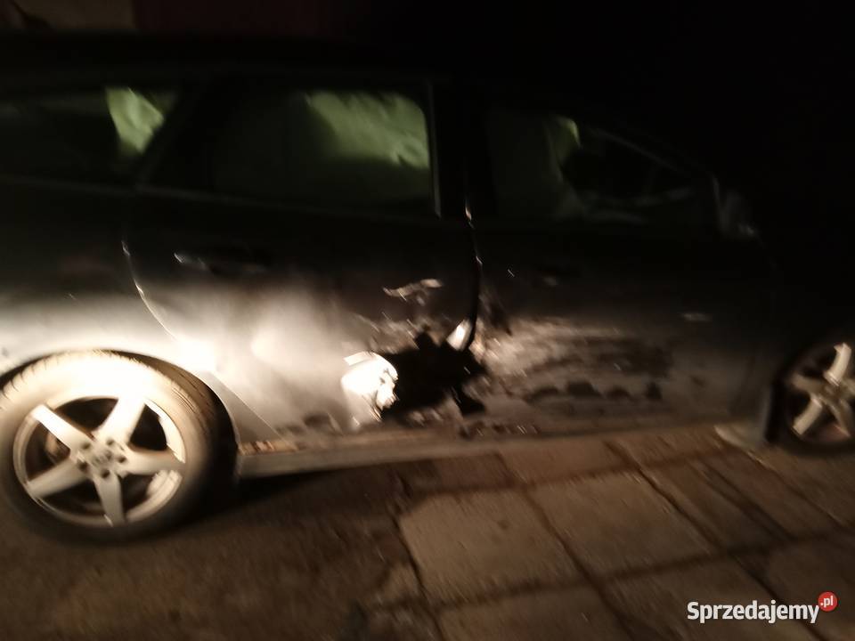 Sprzedam wypadku ford focus MK3 16tdi manualna Focus Waksmund