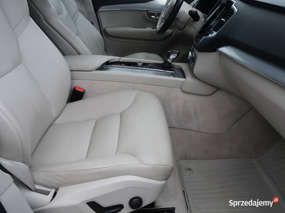 Volvo XC90 D5 AWD Lublin