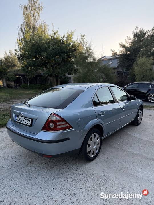 Ford Mondeo 18 benzyna prosto z Niemiecniski nieuszkodzony Warszawa sprzedam