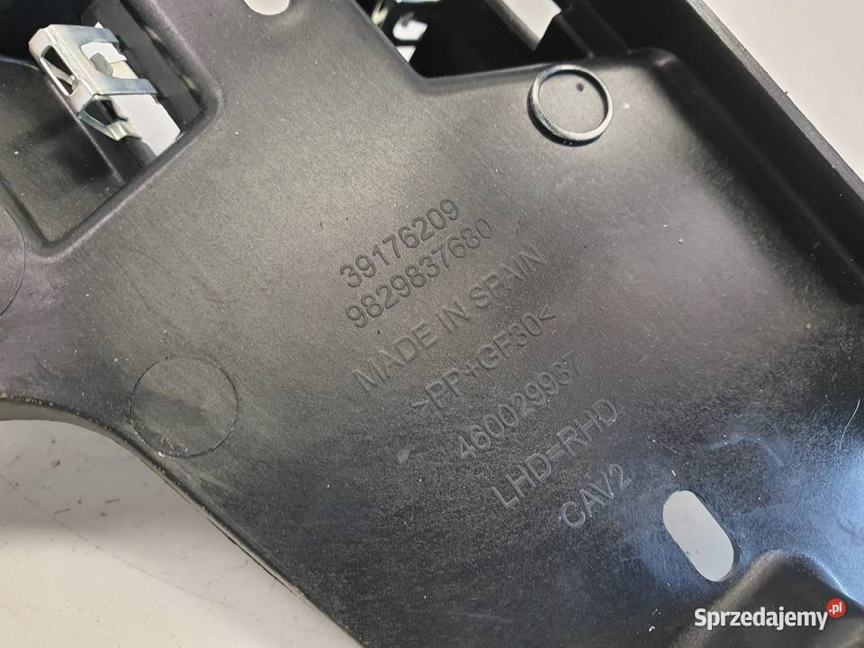 Opel Corsa F STELAŻ RADIA Ramka 39176209