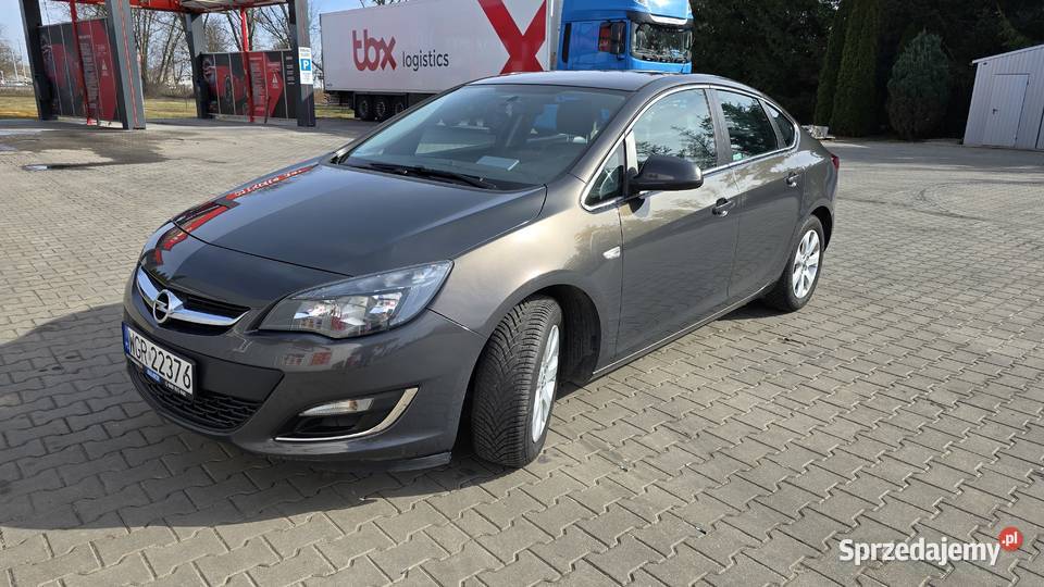 Opel Astra J 16 116 LPG SUPER STAN centralny zamek Astra Grójec sprzedam