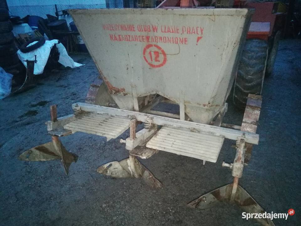 Sadzarka do ziemniaków Akpilkosiarka rotacyjna Siewniki i sadzarki Gnojnica