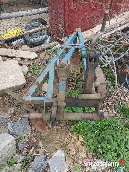 Pług 3 skibowy kultywator z bronami nieuszkodzony Słomniki