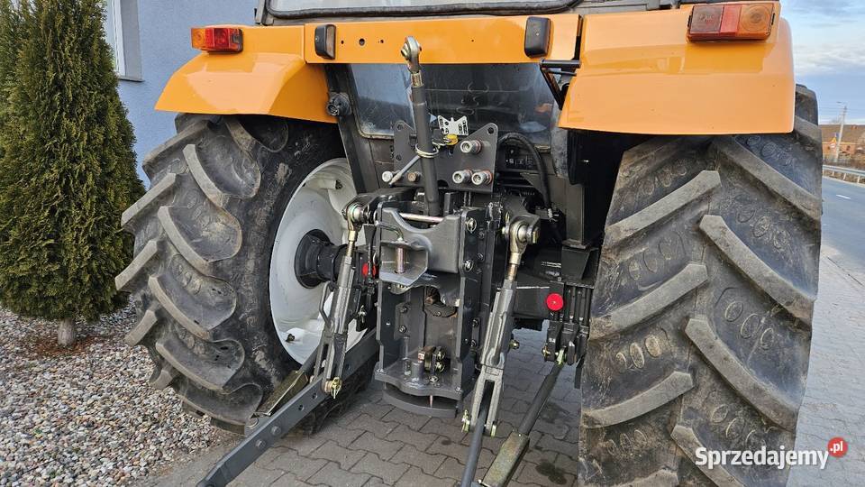 Renault Ceres 335 X 2003r Gruntowice