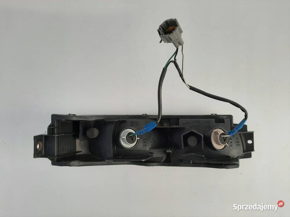 LAMPA COFANIA TYLNA PRAWA ZDERZAKA NISSAN 350Z Nowy Tomyśl