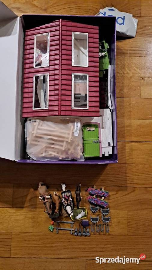 Sprzedam dziecięcą zabawkową stadninę koni Otwock