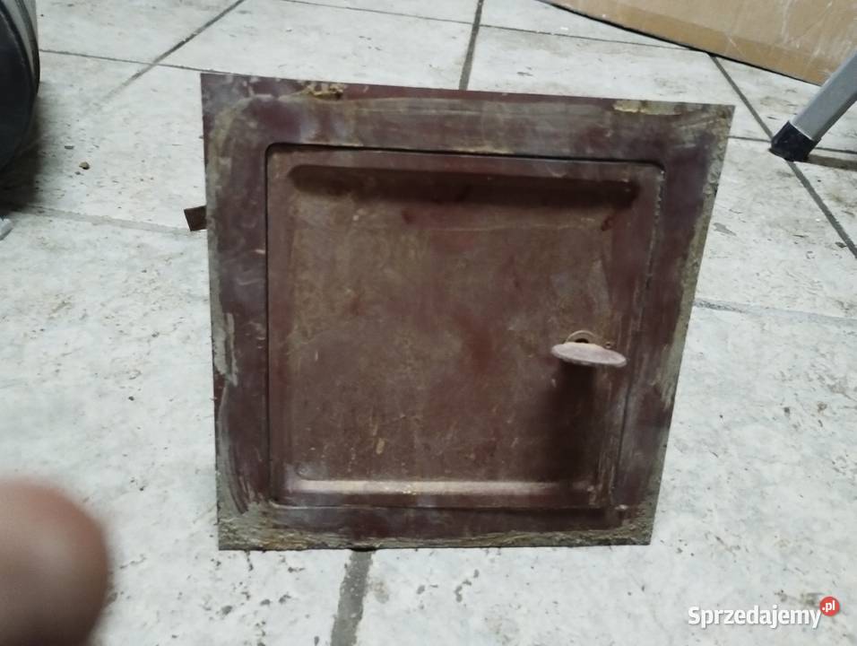 drzwiczki kominkowe żeliwne rewizyjne do kominka żeliwo