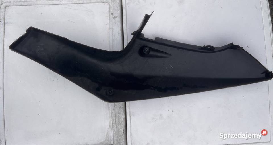 boczek zadupek prawy Suzuki GSXR 600 SRAD AD Ostrzeszów