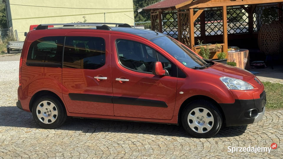 Peugeot Partner 16 BENZYNA 120 TEPEE 5 osobowy elektryczne lusterka Strzegom