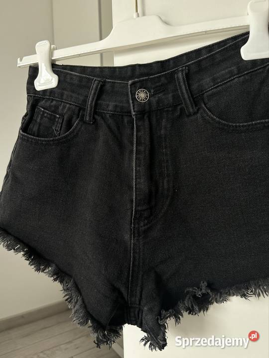 Krótkie spodenki jeansowe sprzedam